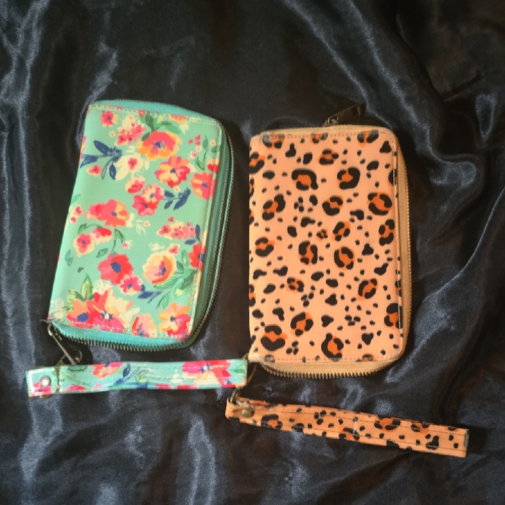 Wander Wallets Bundle